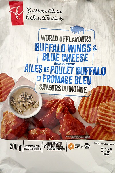 Picture of President's Choice World of Flavors Buffalo Wings & Blue Cheese